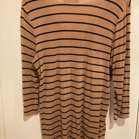 Nation Super cute and comfy top - Picture 5 of 5